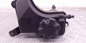 Бачок расширительный BMW 3-series (E90/91/92) 17 13 7 800 291 Бачок расширительный BMW 3-series (E90/91/92) 17 13 7 800 291