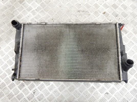 Радиатор (основной) BMW 3-series (E90/91/92) 17 11 7 788 903 Радиатор (основной) BMW 3-series (E90/91/92) 17 11 7 788 903