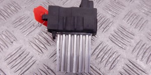 Сопротивление печки BMW 5-series (E39) Сопротивление печки BMW 5-series (E39)