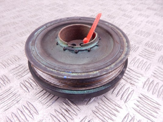 Шкив коленвала BMW 1-series (F20/21) 11 23 8 512 072 Шкив коленвала BMW 1-series (F20/21) 11 23 8 512 072