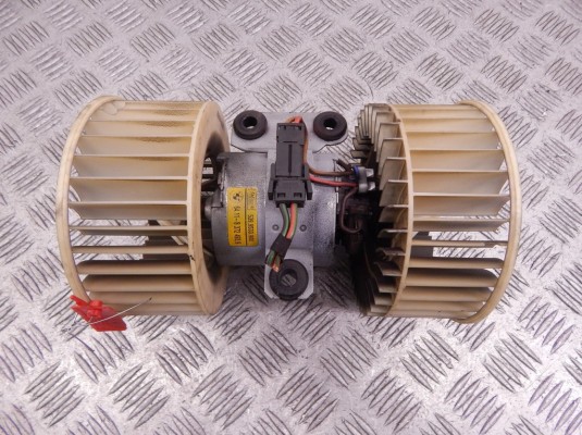 Моторчик печки BMW 5-series (E39) 64 11 8 372 493