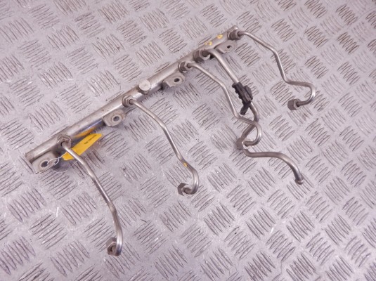 Топливная рампа BMW 7-series (F01/02) 13 53 7 547 600