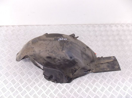 Защита арок задняя правая (подкрылок) BMW 3-series (E46) 51 71 8 253 830