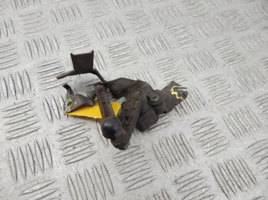 Датчик положения кузова BMW X1-series (F48) 37 14 6 870 200 Датчик положения кузова BMW X1-series (F48) 37 14 6 870 200