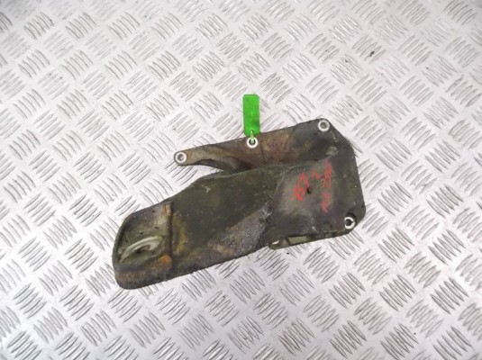 Кронштейн двигателя BMW X5-series (E53) 22 11 6 751 345