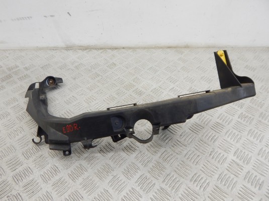 Крепление фары правой BMW 3-series (E90/91/92) 51 64 7 116 708