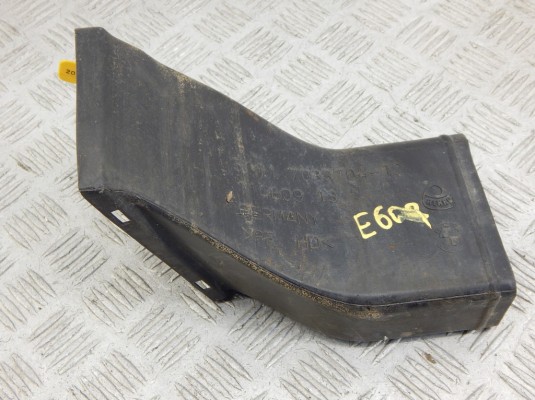 Воздуховод тормозной правый BMW 5-series (E60/61) 51 11 7 033 704