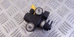 Преобразователь давления (соленоид наддува/EGR) BMW X5-series (E53) 11 74 2 247 906