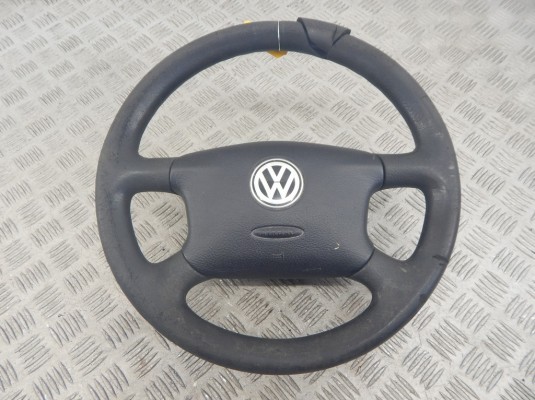 Руль VOLKSWAGEN PASSAT 5+ (2000-2005) Руль VOLKSWAGEN PASSAT 5+ (2000-2005)