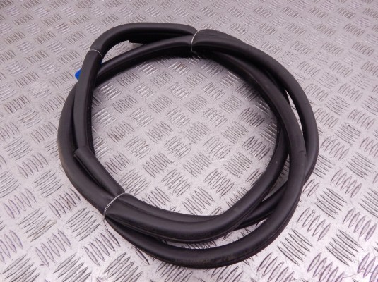 Уплотнитель BMW 3-series (E46) 51 72 8 194 775