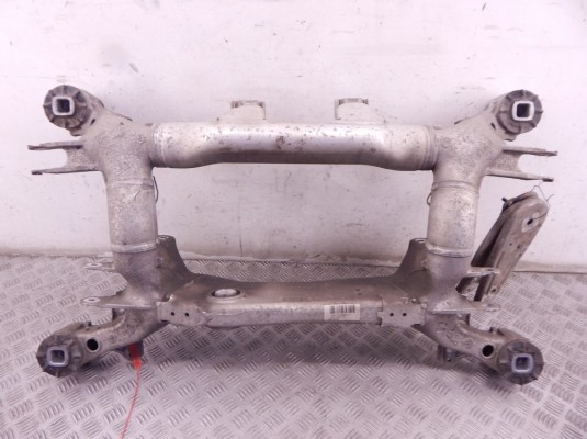 Балка подвески задняя BMW 5-series (E60/61) 33 31 6 770 827 Балка подвески задняя BMW 5-series (E60/61) 33 31 6 770 827