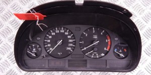 Щиток приборов (приборная панель) BMW 5-series (E39) 62 11 6 914 913