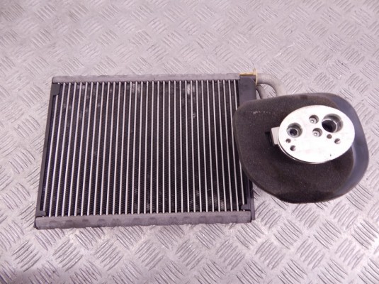 Испаритель кондиционера BMW 7-series (F01/02) 64 11 9 383 678