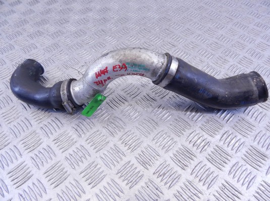 Патрубок интеркулера BMW 5-series (E39) 11 61 7 785 250