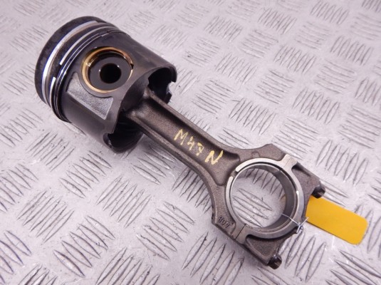 Поршень BMW 3-series (E46)