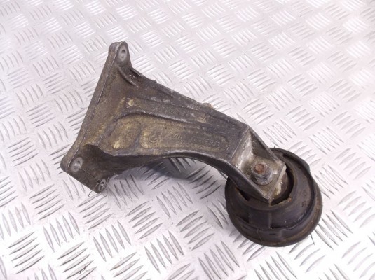 Кронштейн двигателя BMW 3-series (E46) 22 11 6 754 185