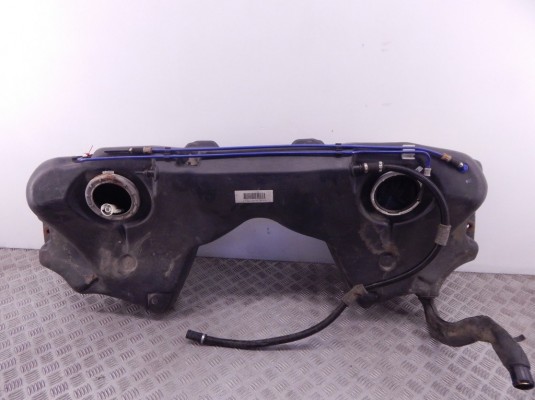 Бак топливный BMW 5-series (E39) 16 14 6 752 367 Бак топливный BMW 5-series (E39) 16 14 6 752 367