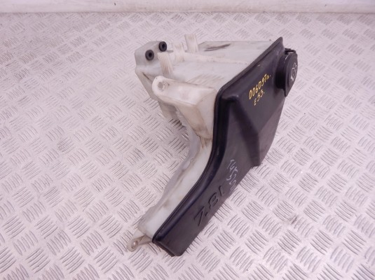 Бачок омывателя BMW X5-series (E53) 61 67 8 252 738