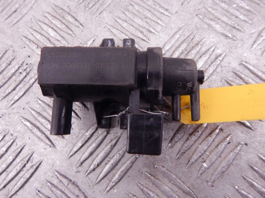 Преобразователь давления (соленоид наддува/EGR) BMW 3-series (E90/91/92) 11 74 7 805 391