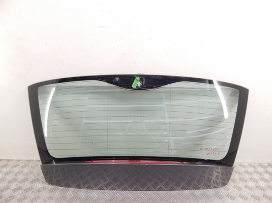 Стекло заднее BMW 3-series (E46) 51 31 8 255 292 Стекло заднее BMW 3-series (E46) 51 31 8 255 292