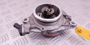 Насос вакуумный LAND-ROVER RANGE ROVER(2002-2005) 11 66 7 786 841