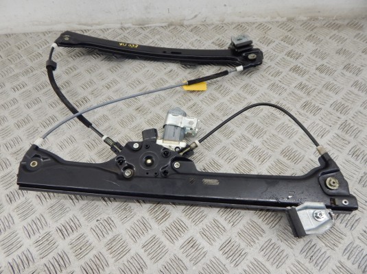 Стеклоподъемник электрический передний правый BMW 5-series (E60/61) 51 33 7 075 668