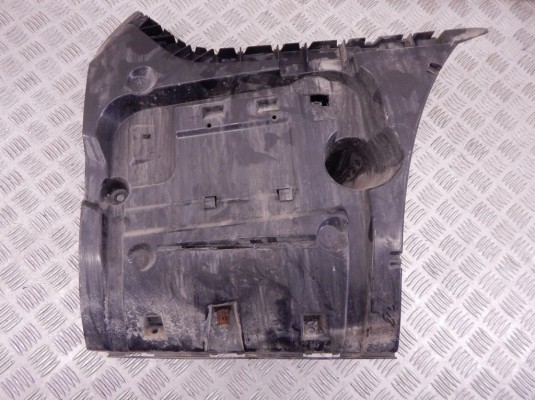 Кронштейн крепления бампера заднего BMW 7-series (F01/02) 51 12 7 183 886 Кронштейн крепления бампера заднего BMW 7-series (F01/02) 51 12 7 183 886