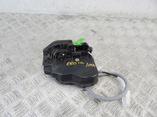 Замок двери передней левой BMW 5-series (E60/61) 51 21 7 167 067