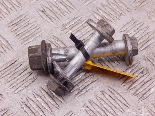 Болт развальный BMW X5-series (E70) 33 30 6 770 968