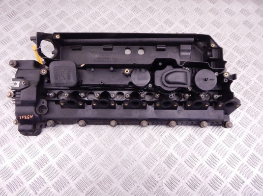 Клапанная крышка BMW 5-series (E39) 11 12 7 787 980