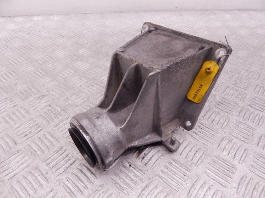 Кронштейн полуоси BMW X3-series (E83) 31 53 7 516 067