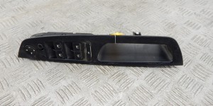 Блок управления стеклоподъемниками BMW X5-series (E70) 61 31 9 122 121
