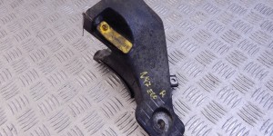 Кронштейн двигателя BMW 5-series (E60/61) 22 11 6 777 056