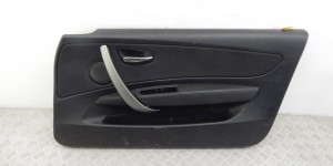 Обшивка двери передней правой (дверная карта) BMW 1-series (E87)