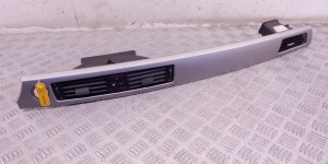 Накладка декоративная на торпедо BMW 3-series (E90/91/92) 7132845 Накладка декоративная на торпедо BMW 3-series (E90/91/92) 7132845