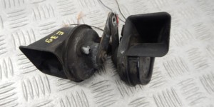 Сигнал (клаксон) BMW 5-series (E39) 61 33 8 381 271