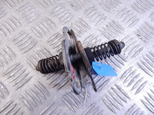 Замок капота BMW X5-series (E53) 51 23 8 229 807