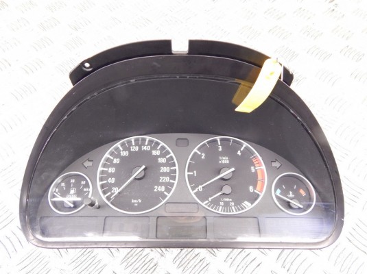 Щиток приборов (приборная панель) BMW 5-series (E39) 62 11 6 914 914