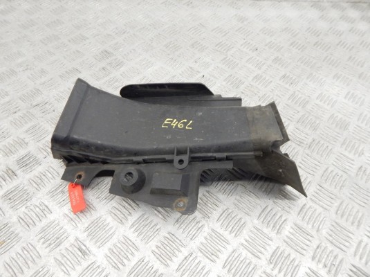 Воздуховод тормозной левый BMW 3-series (E46) 51 71 8 197 927 Воздуховод тормозной левый BMW 3-series (E46) 51 71 8 197 927