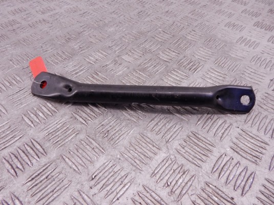 Распорка стоек BMW 3-series (E90/91/92) 51 61 7 183 044
