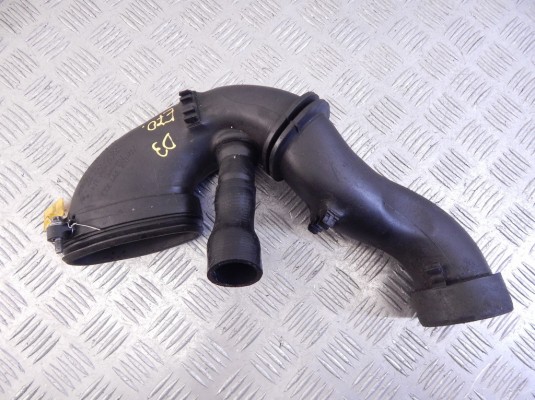 Патрубок интеркулера BMW X5-series (E70) 13 71 7 794 172