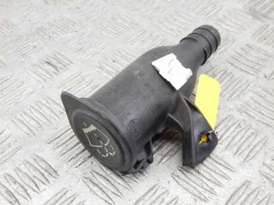 Горловина бачка омывателя BMW 5-series (E39) 61 66 7 038 436