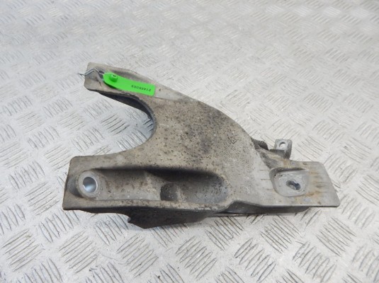 Кронштейн двигателя BMW 5-series (E60/61) 22 11 6 770 940