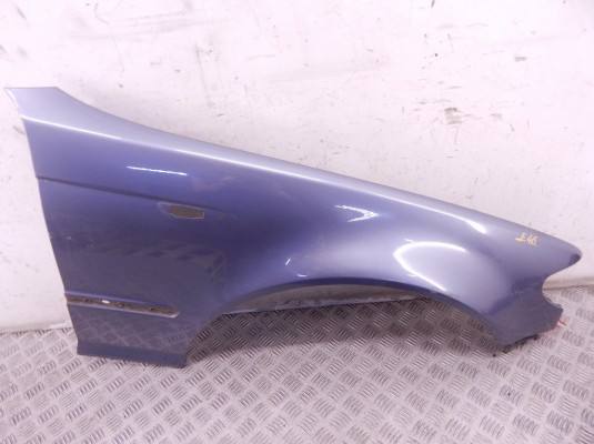 Крыло переднее правое BMW 3-series (E46) 41 35 7 042 324 Крыло переднее правое BMW 3-series (E46) 41 35 7 042 324