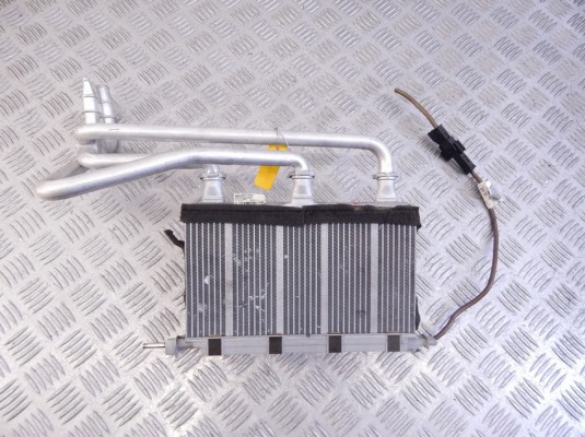 Радиатор отопителя (печки) BMW 5-series (E60/61) 64 11 6 933 922