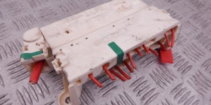 Блок предохранителей BMW 5-series (E39) 61 13 8 367 253