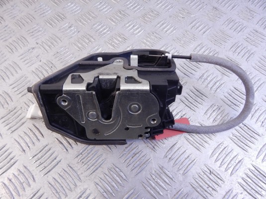 Замок двери передней левой BMW 5-series (E60/61) 51 21 7 202 145