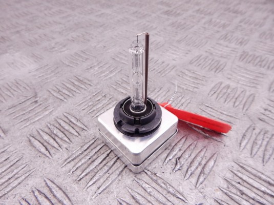 Лампочка BMW 3-series (E90/91/92)