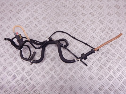 Трубка топливная BMW 1-series (E87) 13 53 7 800 669 Трубка топливная BMW 1-series (E87) 13 53 7 800 669