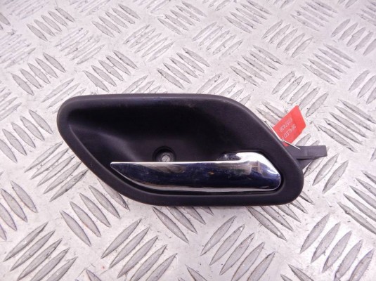 Ручка внутренняя передняя правая BMW 5-series (E39) 51 21 8 226 050